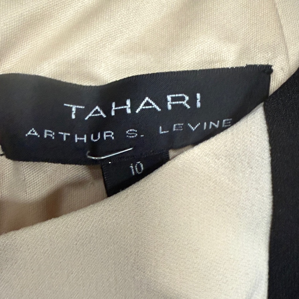 Tahari dress - Picture 2 of 4